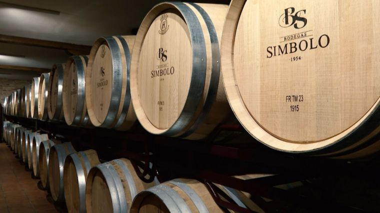 Bodegas Símbolo supera los 70 años poniendo en valor el trabajo cooperativo en el sector vitivinícola de CLM 
