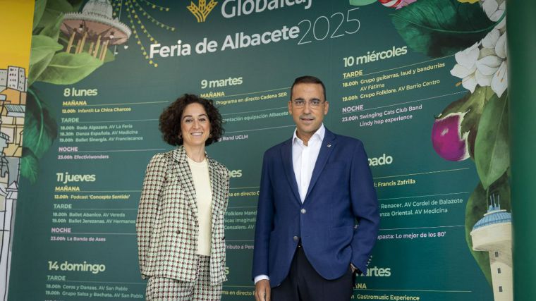 Globalcaja lleva su nuevo modelo de oficina al corazón de la Feria, con un stand renovado y una programación cultural para toda la familia