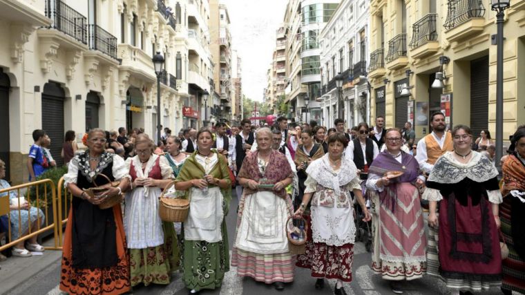 Albacete vive momentos 'de emoción' con la cabalgata y la apertura de la Puerta de Hierros que dará comienzo a su Feria