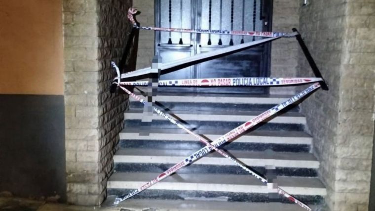 Desalojan a una veintena de vecinos de un edificio de la calle Segóbriga de Cuenca tras sufrir daños estructurales