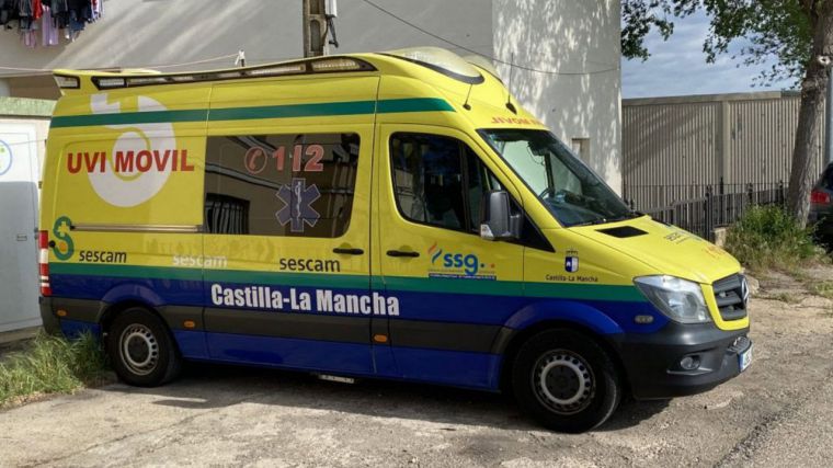 Un hombre de 60 años resulta afectado por inhalación de humo en el incendio de un cobertizo en Ajofrín
