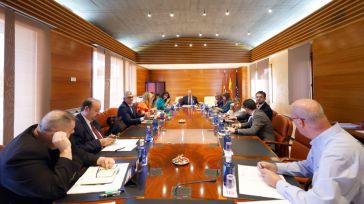 El Pleno debate y vota el próximo jueves el ‘techo de gasto’ de los Presupuestos de la Junta para 2026