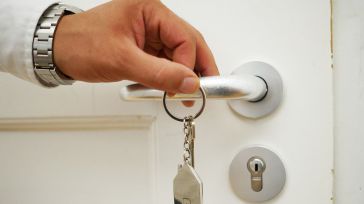 La firma de hipotecas y la compraventa de viviendas en Castilla-La Mancha se anotan subidas de más del 20% en julio
