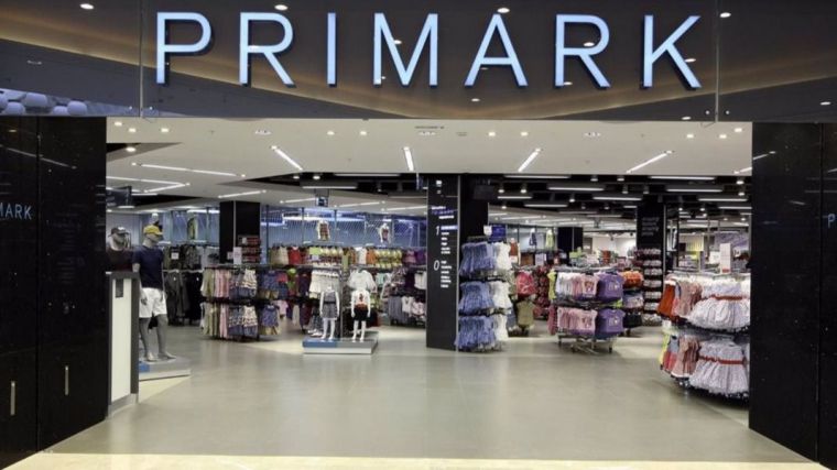 Primark da un paso más para la inminente apertura de su nueva tienda en CLM