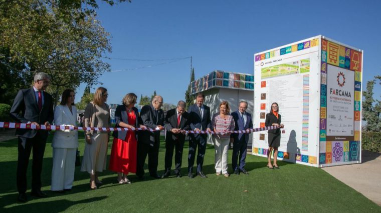 El Máster de Artesanía y Diseño Contemporáneo inicia su segunda promoción con 14 alumnos y alumnas y suma el vidrio como técnica