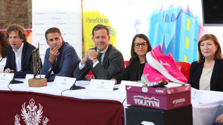 Velázquez celebra que la Nocturna de Toledo logre el récord de participación en su 18ª edición y en el año de la Ciudad Europea del Deporte