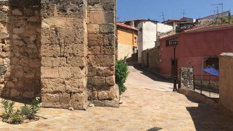 Un toro a la fuga desde hace cuatro días tras un festejo en un pueblo de Guadalajara mantiene a los vecinos en vilo