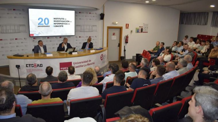 El I3A celebra su 20º aniversario consolidando la investigación en informática en Albacete