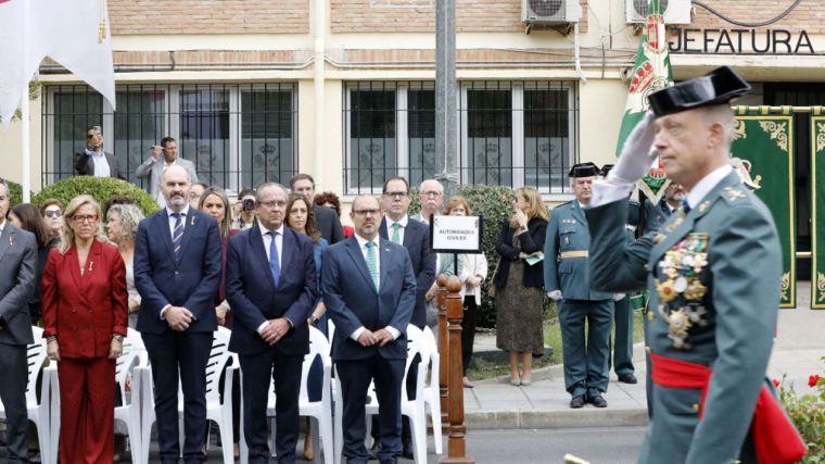 El presidente de las Cortes de CLM participa en la Fiesta de la Guardia Civil en Toledo