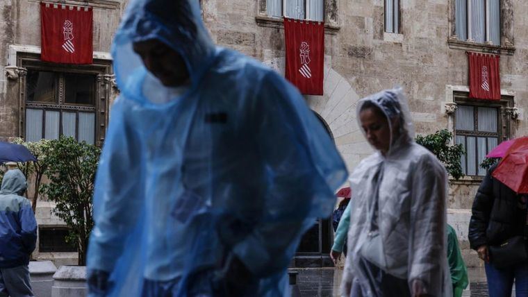La previsión de fuertes lluvias y tormentas activa la alerta para este lunes en varias provincias de Castilla-La Mancha