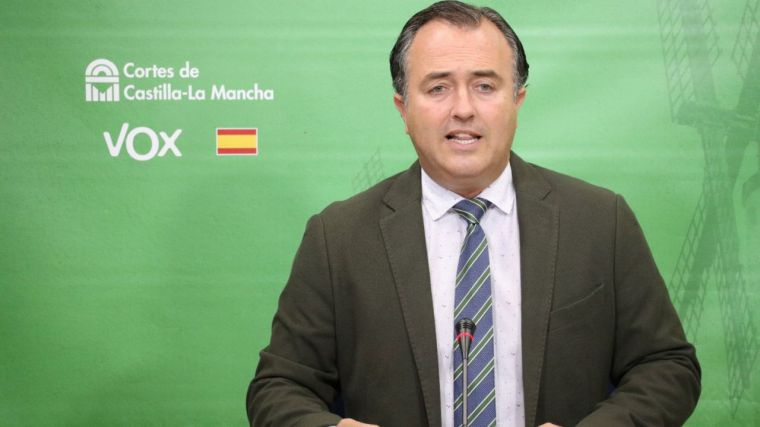 Vox pedirá en las Cortes de CLM presencia 'suficiente e inmediata' de auxiliares técnicos educativos en toda la región