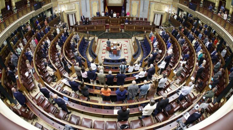 El CIS de Tezanos otorga nueve puntos de ventaja al PSOE sobre el PP en estimación de voto