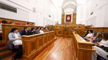 El programa ‘Cortes Abiertas’ ha llevado a 7.000 personas a la sede del parlamento en la primera mitad de la legislatura