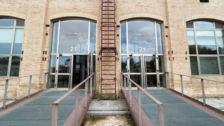 La UCLM impulsa las tecnologías fotovoltaicas emergentes con un encuentro científico en el Campus de Toledo