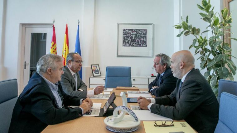 Los sindicatos respaldan la OPE de 2025 impulsada por el Gobierno regional para personal funcionario con 827 plazas