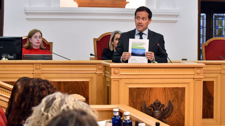 Velázquez defiende la labor del actual equipo de Gobierno y tiende la mano a la oposición para llegar a acuerdos en proyectos de ciudad