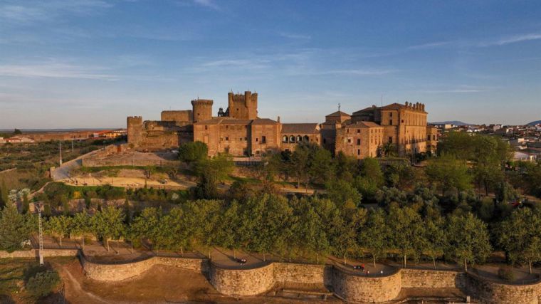 Más de 2.500 personas han participado ya en las experiencias de los castillos de Toledo, este sábado en Oropesa