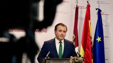 Moreno (Vox CLM) tilda de "modelo separatista catalán" el Estatuto acordado por PP y PSOE: "Siguen la senda separatista"