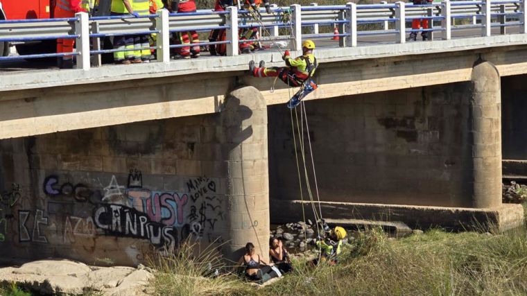 Alcaudete de la Jara acoge un simulacro con 250 efectivos para coordinar una aplicación eficaz del Pricam