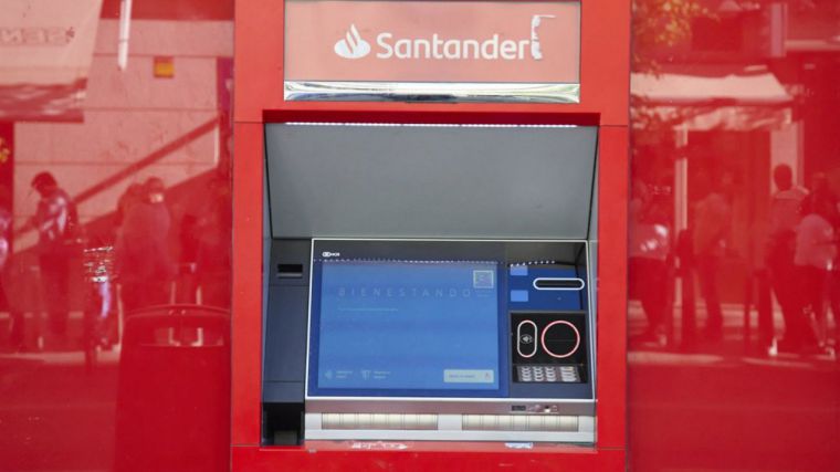 Banco Santander elimina la comisión por envío de transferencias internacionales a particulares en app y web