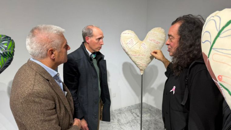 La Diputación de Toledo inaugura la muestra “Corazones con Alma”: una exposición que convierte el dolor en esperanza