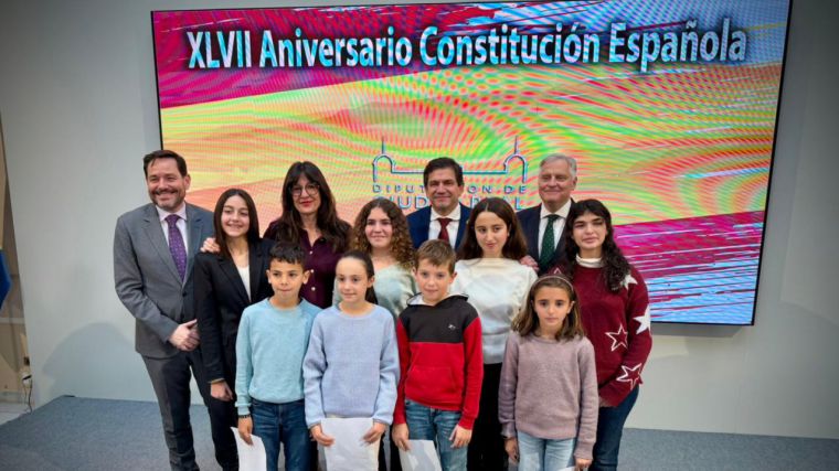 Cañizares: “hay que seguir profundizando en los valores que nos llevaron al consenso constitucional”