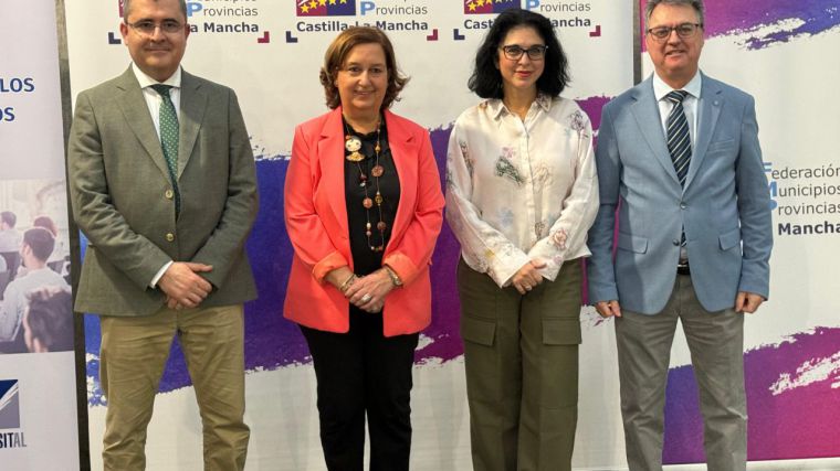 Cedillo destaca el papel clave de secretarios, interventores y tesoreros en la transparencia y el buen funcionamiento de los ayuntamientos