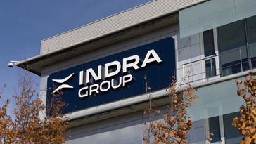 El Gobierno autoriza la compra del 89,68% de Hispasat por parte de Indra por 725 millones de euros