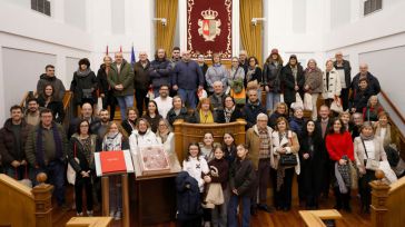 Medio centenar de de visitantes disfrutan de la primera jornada de puertas abiertas del año en las Cortes de CLM