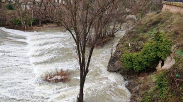 El caudal del Júcar se dispara en Cuenca por encima de los 250 m3/s y pasa a nivel rojo