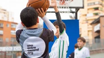 Más de 1.700 niños y niñas de 21 clubes de Castilla-La Mancha juegan este fin de semana los partidos solidarios contra el cáncer infantil de Unoentrecienmil