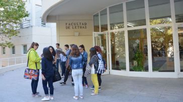 La UCLM renueva su grado en Lenguas y Literaturas Modernas, que será el único de España que ofrezca el C2 en francés e inglés