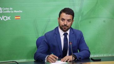 Vox acusa a Bellido de 'bloquear' el informe de fiscalización de inmigración y Presidencia aclara que no es competencia del Parlamento