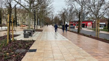 El Ayuntamiento de Ciudad Real recibe el Premio Alhambra por la transformación sostenible de la Avenida Camilo José Cela