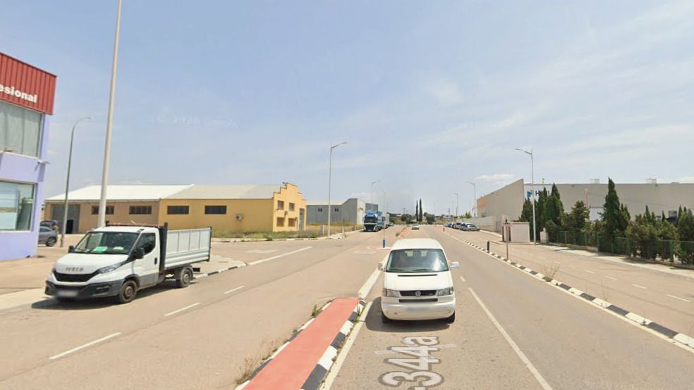 Tres trabajadores heridos tras arder un motor en una empresa de Caudete