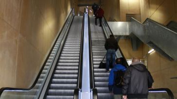 Tres heridos tras una caída en las escaleras mecánicas del remonte de Safont en Toledo