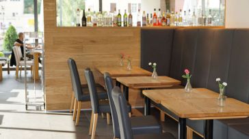 La producción del sector servicios vuelve a números verdes tras crecer un 0,5% en febrero