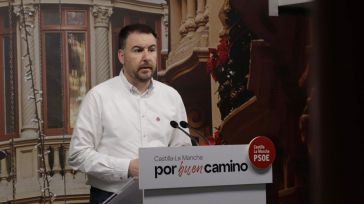 PSOE C-LM arremete contra el PP de Núñez por 'refrendar' el pacto en Extremadura y la 'prioridad nacional'