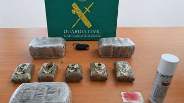 Detenidas dos mujeres en Hellín tras incautarles 2.000 kilogramos de hachís ocultos en un turismo