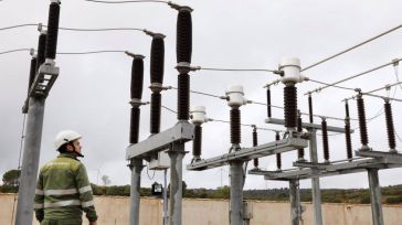 El sector eléctrico español reporta menos ventas y mayores beneficios en el primer trimestre