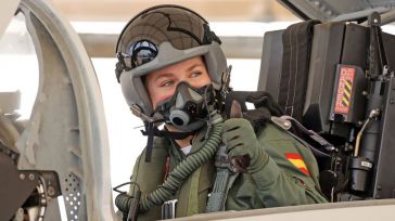 La Princesa Leonor visita Albacete para conocer el funcionamiento de los reactores Eurofighter