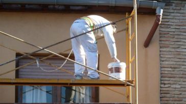 CSIF advierte de que persisten la precariedad y la desigualdad de género pese a la bajada del paro
