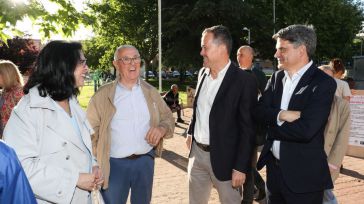 Carlos Velázquez destaca el papel del movimiento vecinal para transformar el barrio de Palomarejos