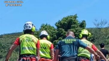 La Guardia Civil auxilia a un senderista de 75 años tras sufrir un desvanecimiento en Valdepeñas de la Sierra