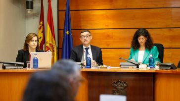 El Consejo de Transparencia expone en las Cortes regionales el informe de 2025