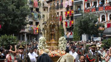 La Custodia recorrerá este jueves las calles de Toledo envuelta en flores y adornos para conmemorar el Corpus Christi