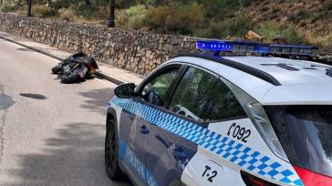 Trasladan al hospital de Cuenca a un motorista tras sufrir una caída en el Camino de San Isidro