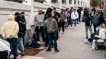 La regularización extraordinaria de migrantes acaba este martes entre exigencias de entidades para ampliar plazos