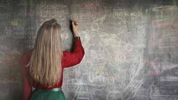 CSIF denuncia que más de 4.000 docentes no cobrarán el verano en C-LM: "Es la peor comunidad autónoma si eres interino"