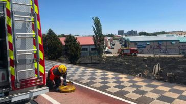 Sofocado un incendio una zona de matorral y pasto de la Ronda Oeste de Cuenca